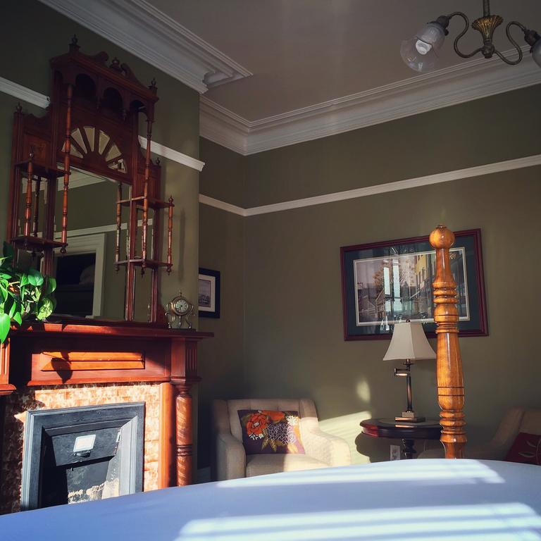 At Wit'S Inn Saint-Jean de Terre-Neuve Extérieur photo